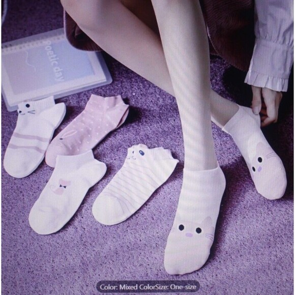 5 Pairs Cartoon Cat Print Socks Women’s Low Cut Ankle Kitty Pink White Girls NIP - Picture 1 of 8